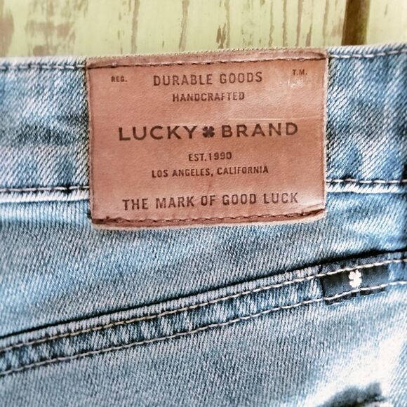 Lucky Brand Hayden Crop Jeans Size 10/30 Slightly Distressed Inseam Approx 26" - Picture 5 of 16